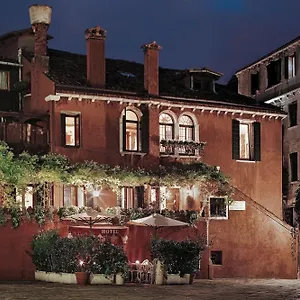 Fiorita Otel